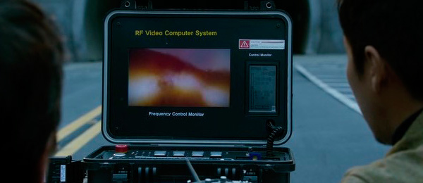 Тоннель: frequency control monitor.